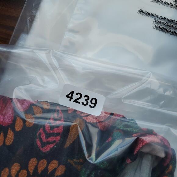 Farm Rio Bodysuit Womens Small Multicolor Floral Tropical Long Sleeve Stretch - Picture 8 of 8